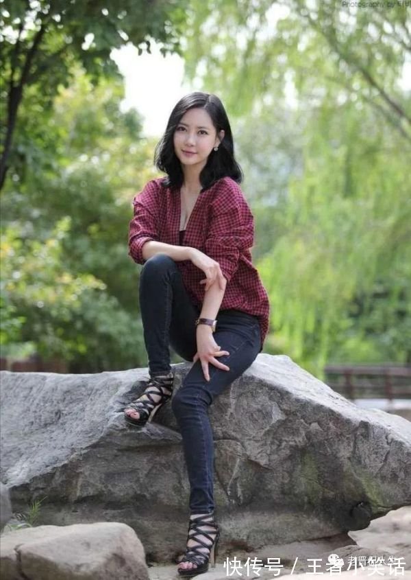 |国庆假期段子专辑：我给了她一根棒棒糖，她就让我亲了一下！