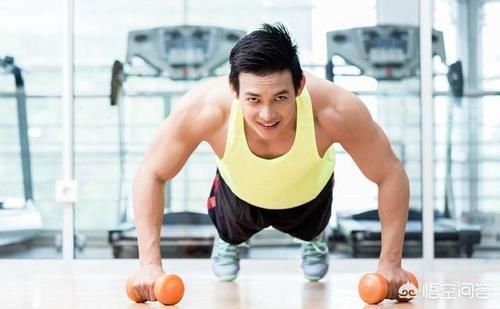 体质|一天三组俯卧撑，每组三十个，一个月后体质能否变强？