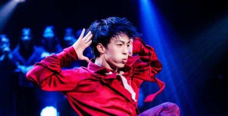 王一博“老师”翻车,参加当红选秀节目,屁股还没坐热就被淘汰