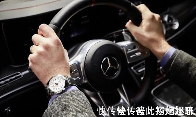 码表|C罗降薪回曼联,依然劳斯莱斯配大钻表!男人开车戴表有什么讲究