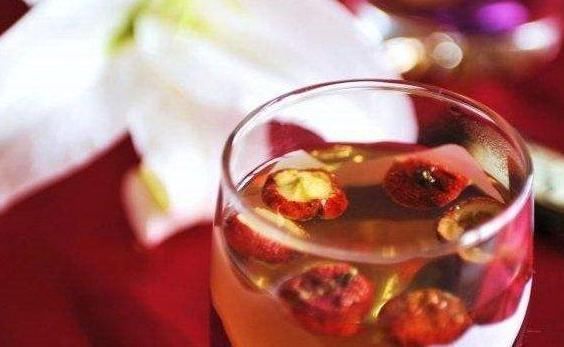 行气|山楂健胃消食都了解 但山楂与一物泡水,还可以治腰疼及高血压