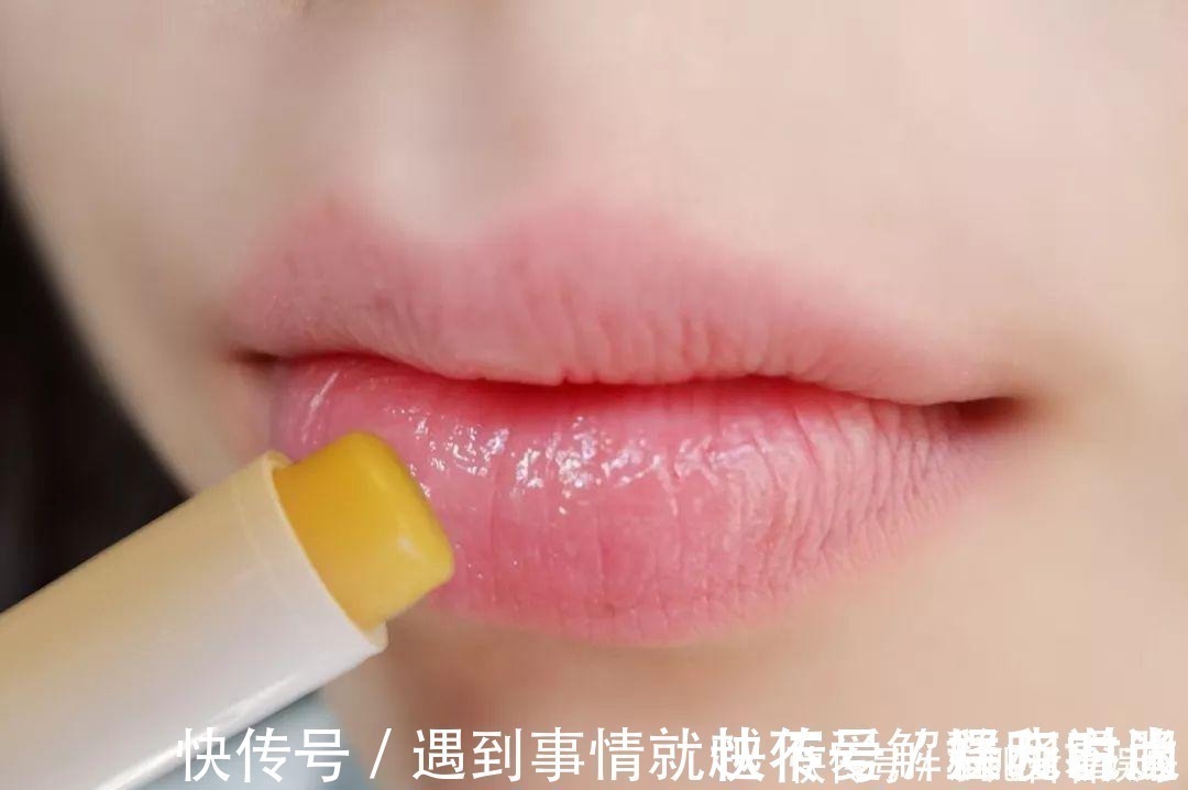 唇部 一天涂“300支”口红,嘴巴却依旧Q弹,李佳琦的护唇方法绝了