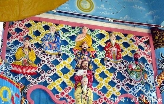 孔子,耶稣,莎士比亚,孙中山一起供奉,越南高台教是什么情况?