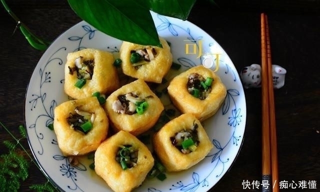 餐馆|油豆腐这么做你估计没尝过,农家餐馆里卖30元,2分钟你就能学会
