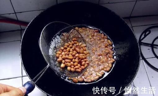 维生素c|生花生、熟花生哪种更健康？二者的营养竟差如此多！多数人吃错了