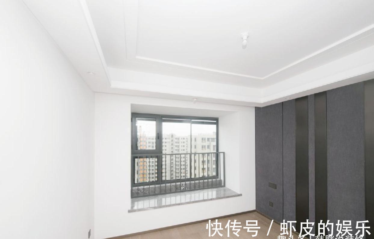 卧室|140㎡坚持穷装，光秃秃的大白墙，不做任何收纳，省钱到了极致