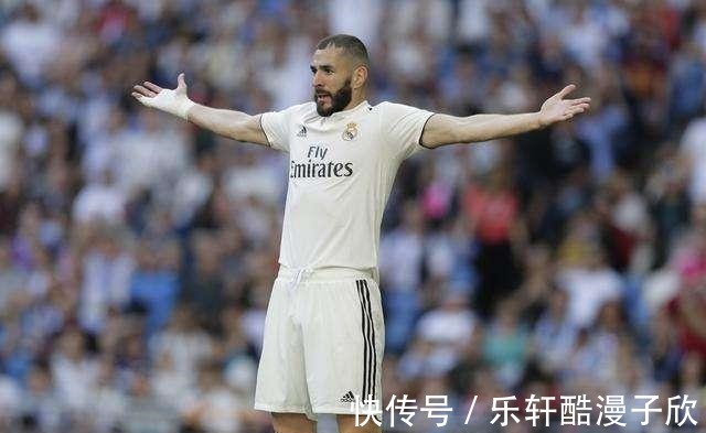 C罗|本泽马领先梅西C罗先夺一冠金球奖这次是不是该轮到本泽马了!