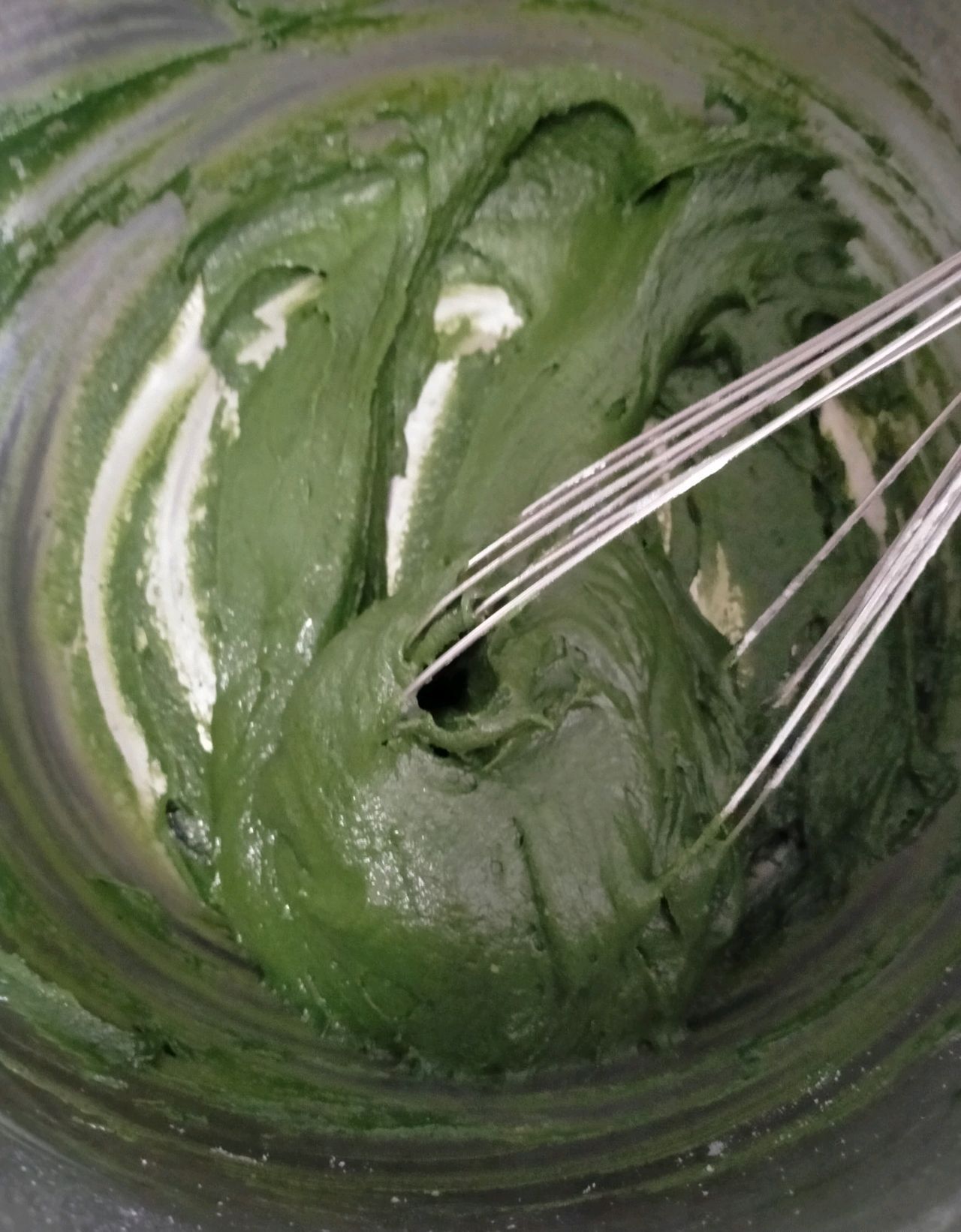 烘焙|烘焙美食教程抹茶蛋糕卷+海盐爆浆蛋糕做法详解