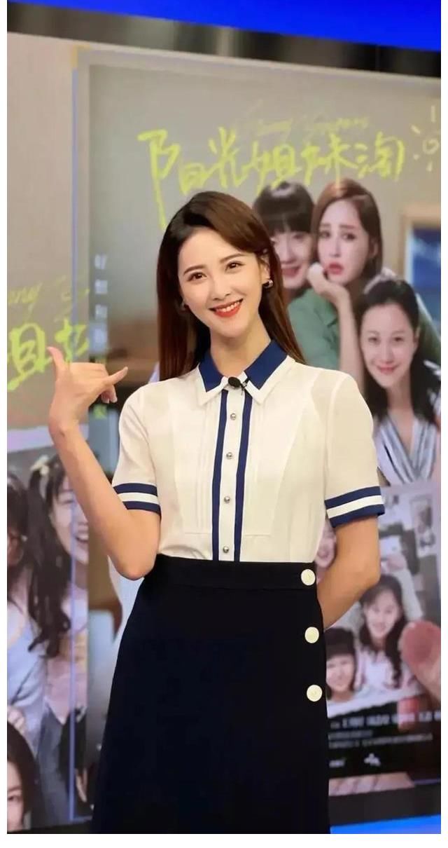央视|央视女主持人李丹儿，青春甜美，实在是漂亮