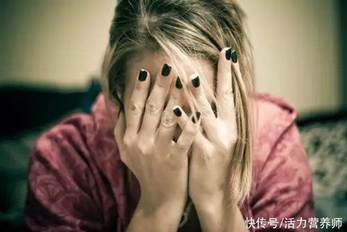 中老年人|长期服用维生素是“防癌”还是“致病”?到底应不应该吃?