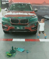 |搞笑GIF趣图:“谢天谢地,我终于找到了一份比较长的工作了”