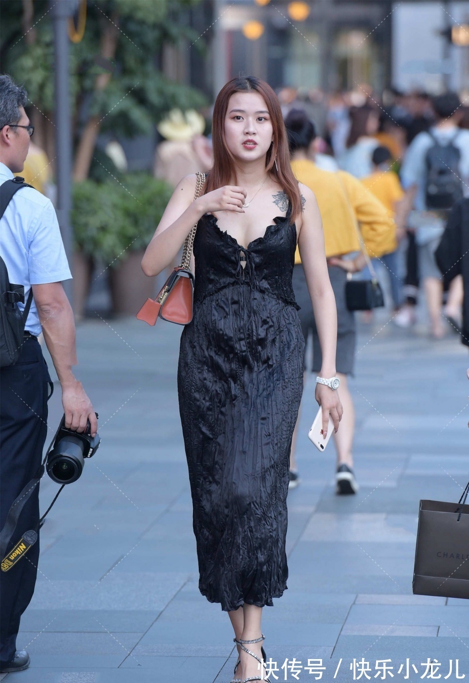 优雅|优雅又胖乎乎的美女，精致，优雅又有女人味，好想去给她买杯奶茶