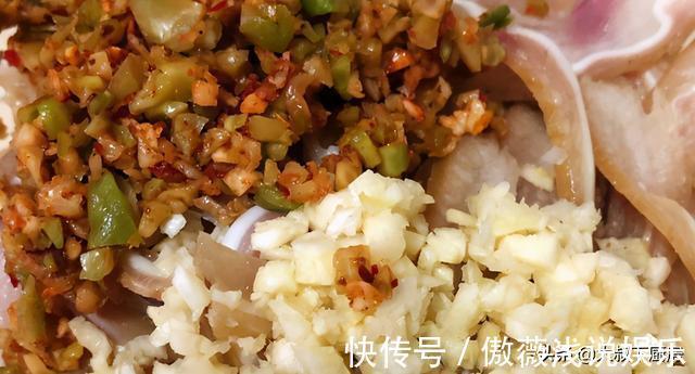香料|今日菜谱:大叔教你凉拌麻辣猪耳,香辣脆爽,开胃解腻,家人爱吃