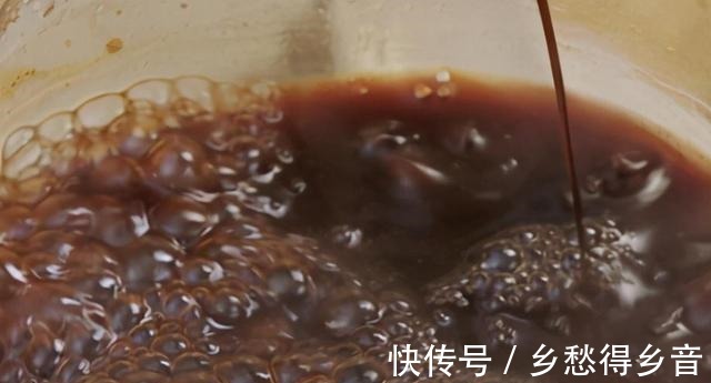 焦内里|秋后,这鱼要多吃,搭配多样的香料制作,熏鱼外皮焦内里嫩快来学!