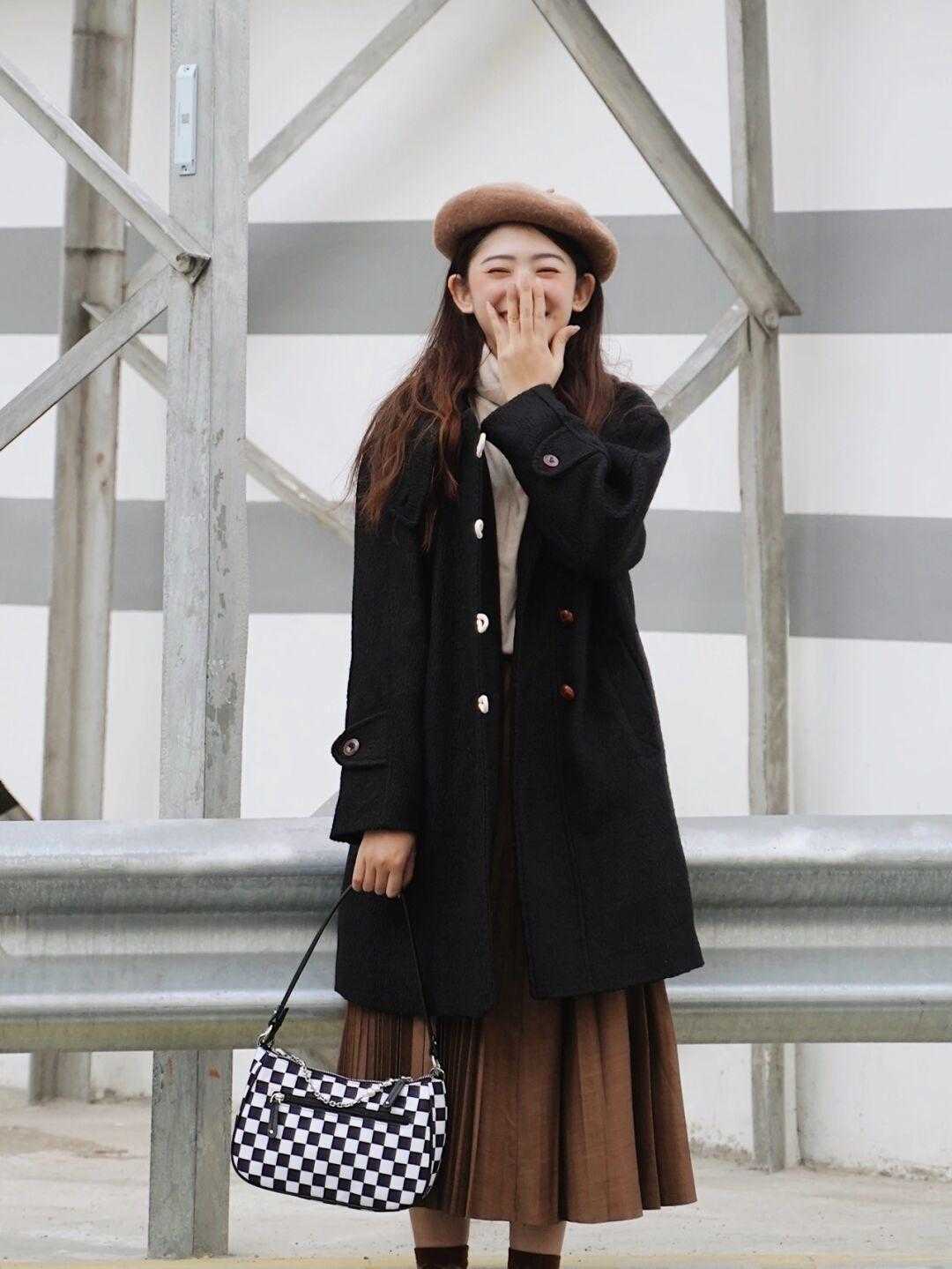 裙装|今年冬季流行“露腿”,显瘦显高还时髦,这才是女孩子该有的打扮!