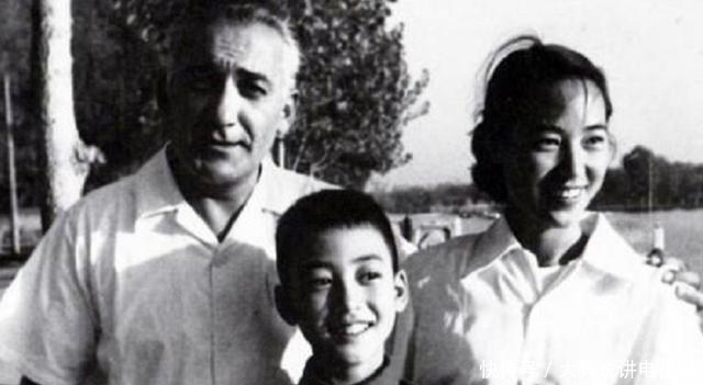 老外|马海德:首个入中国籍的老外,救治50万中国人,娶中国妻改中国名