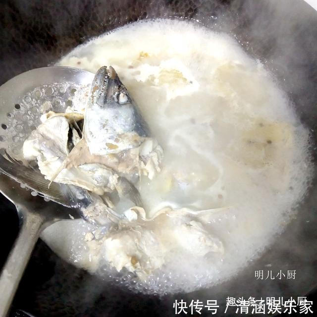 做鲅鱼时,有人油炸有人煮汤全不对!教你正确做法,太鲜了