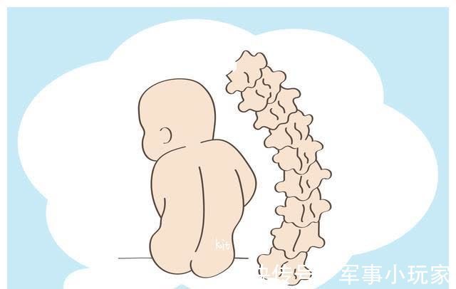 产后运动|宝宝为啥爱哭爱闹,原来是错误换纸尿裤惹的祸,导致脊柱受到伤害