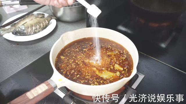 鲫鱼|解冻鱼时,教你两个土方法,时间短见效快,鱼肉和鲜活的一样新鲜