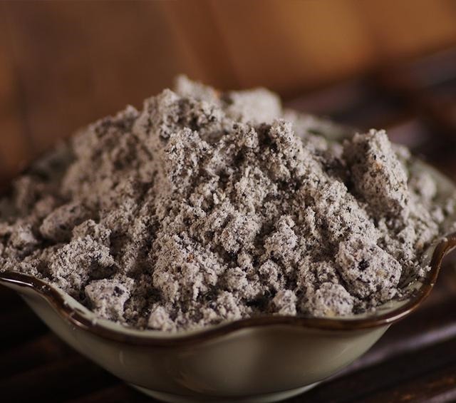 卵巢|女人不想老,想皮肤白净有弹性,就常吃这几种不起眼的食物