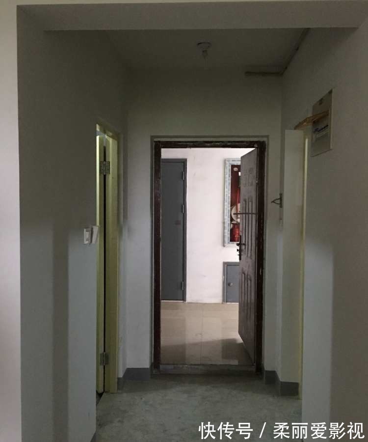 夫妻|夫妻二人大胆将两室改一室,70平之家也很宽敞,巧妙隔断值得学习