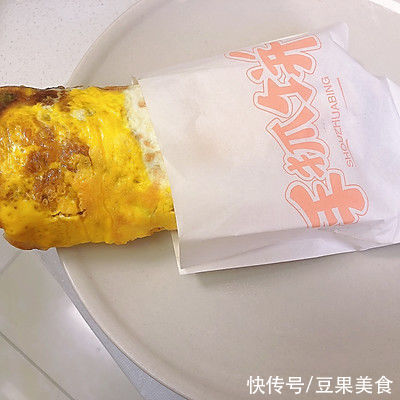 手抓饼|吃一次就上瘾的早餐～手抓饼