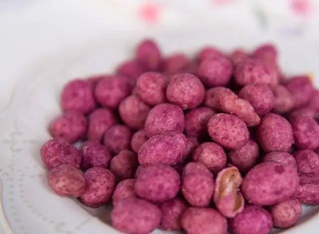 女性|女人开始衰老,身体有4处变化,若一个没有,说明你还很年轻