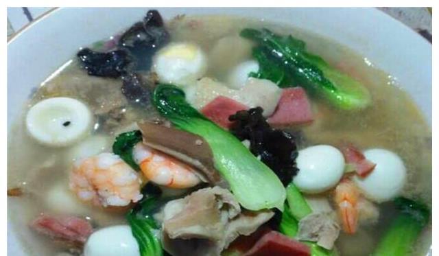 婆婆生日老公想去饭店过,我在家做一桌菜庆祝,饭后婆婆夸我懂事