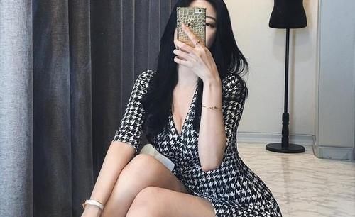 裙摆|爱穿包臀裙的美妇，微胖身材轻松诠释性感，傲人胸围太迷人