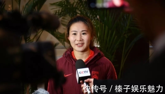 女足|唐佳丽霸气回怼贾秀全,揭穿女足队医谎言,揪出落选奥运罪魁祸首