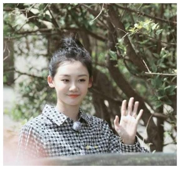 公交|跑男首期未播撕名牌,苗苗被李晨拐跑?孤独郑恺公交追妻