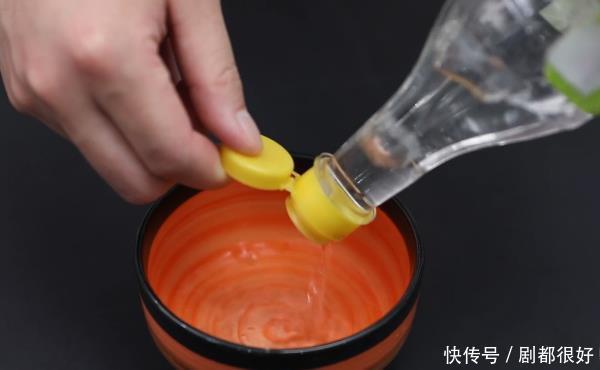 只需要用|白醋加牙膏一起使用,家里污垢轻松去除,省钱又好用,太棒了