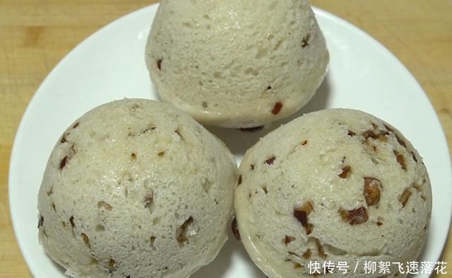 筷子|大米别只会煮饭了,加一把花生,筷子一搅,蓬松暄软,吃着像面包