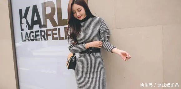 鉴赏|美女鉴赏:波普视觉条纹时髦白领针织裙