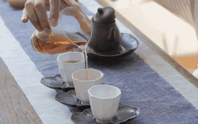 乌龙茶|大吃大喝之后不想长胖，关键走好这两步！