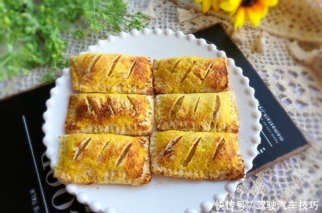 早餐,女儿和我迷上了吃它,外皮香酥,馅香甜果味足,2元钱搞定