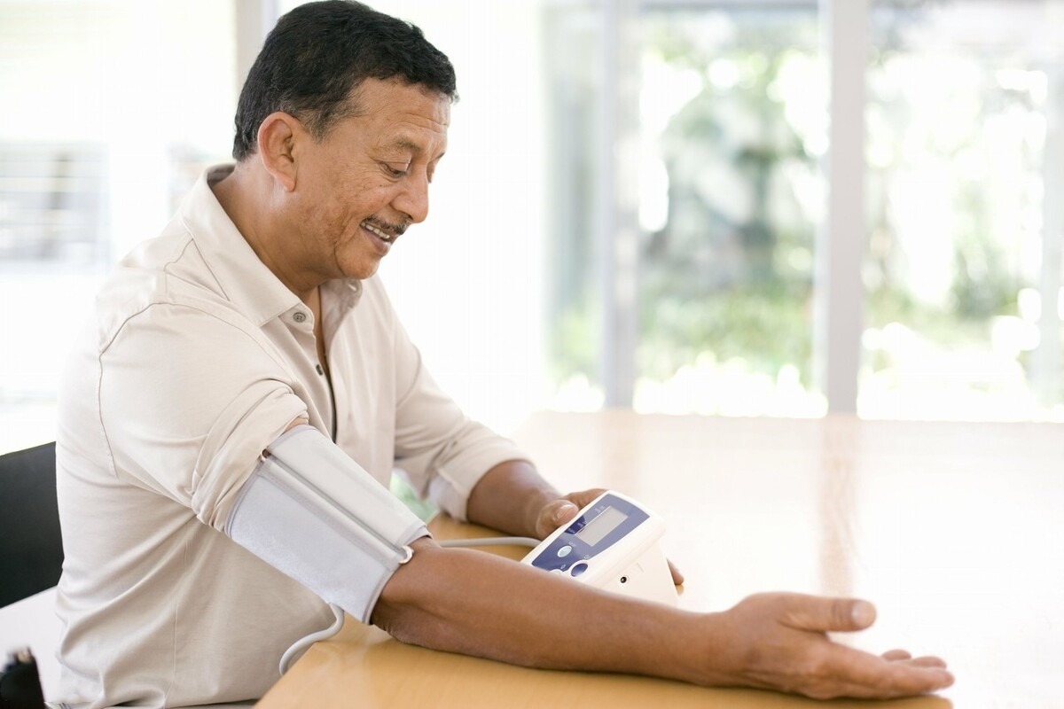 测量血压|在家用电子血压计准不准连续测量几次都不一样以哪一次为主