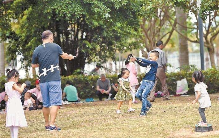 手机|孩子该不该玩手机?家长做好这几点,完全没问题