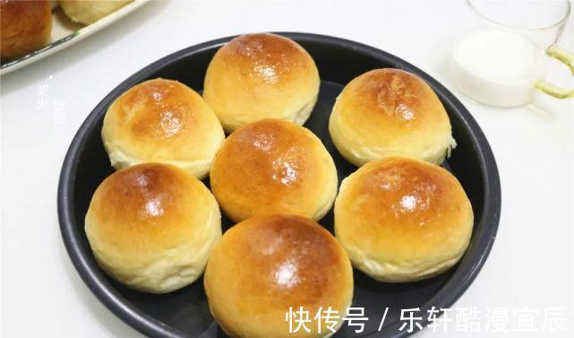 晚上烤一盘，第二天的早餐就有了，奶香浓郁，香软好吃