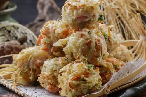 花椒粉|炸萝卜丸子,记得多放1样,出锅又香又脆,还不油腻,凉了也好吃