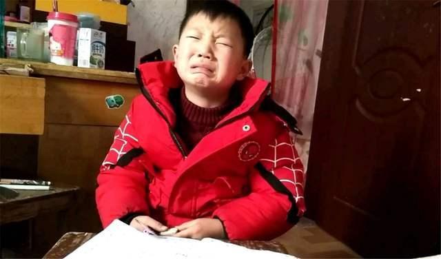 学习习惯|儿子被罚写“罗”字,宝妈拍照上传朋友圈,亲戚:这字会跳舞