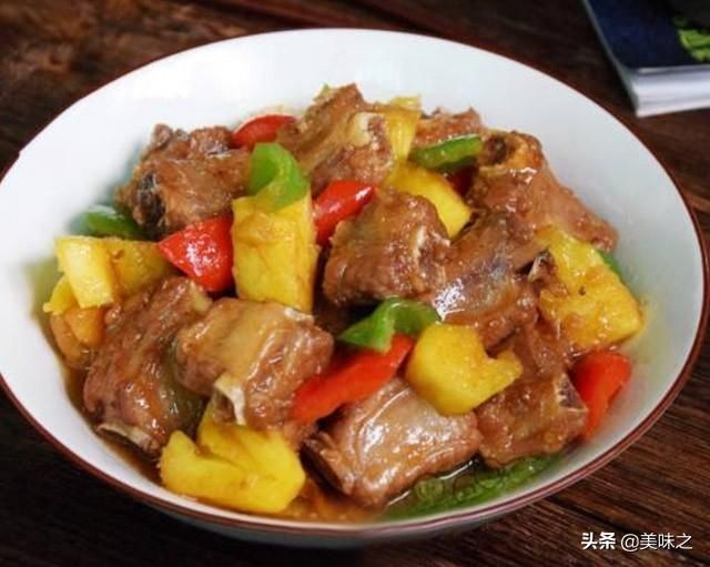 14道酸酸甜甜菠萝菜的做法，菠萝入菜提香又爽口，口感清新解腻