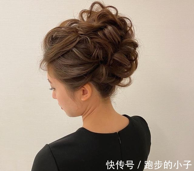 洋气|中老年女性发型怎么剪不妨先看看这10几款,蓬松时尚显气质