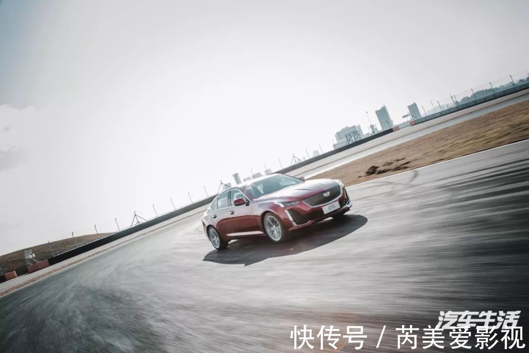 凯迪拉克#感受CT5的多样魅力,本周末春熙路上演现实版“冰与火之歌”