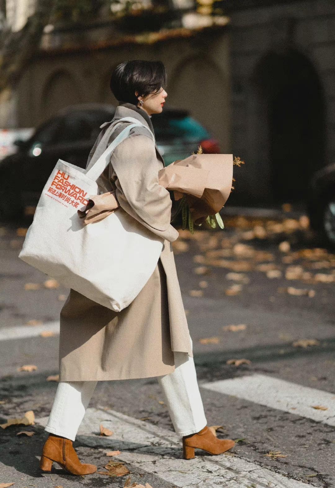 素人 上海不愧是大都市, 连素人女生都长得好漂亮, 穿得也很优雅