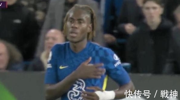 失誤|2-0到2-2 英超17億火爆對決 超低級失誤+世界波 隊長跪地絕望嘶吼