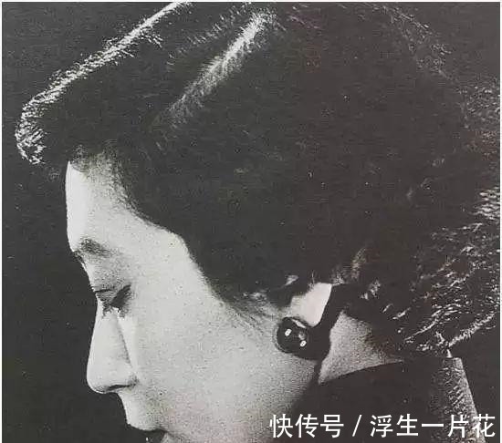 茉莉香片|继女成为著名作家,她就被妖魔化,成为近代史上著名的凶恶继母!