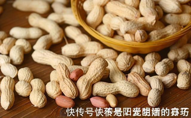 红皮花生|早上若空腹吃几粒花生,坚持一周,3个好处可能不请自来