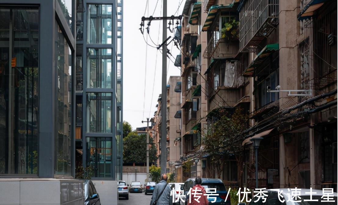 老房子|加装电梯的高楼层业主,现在已经开始后悔了,主要存在3个麻烦