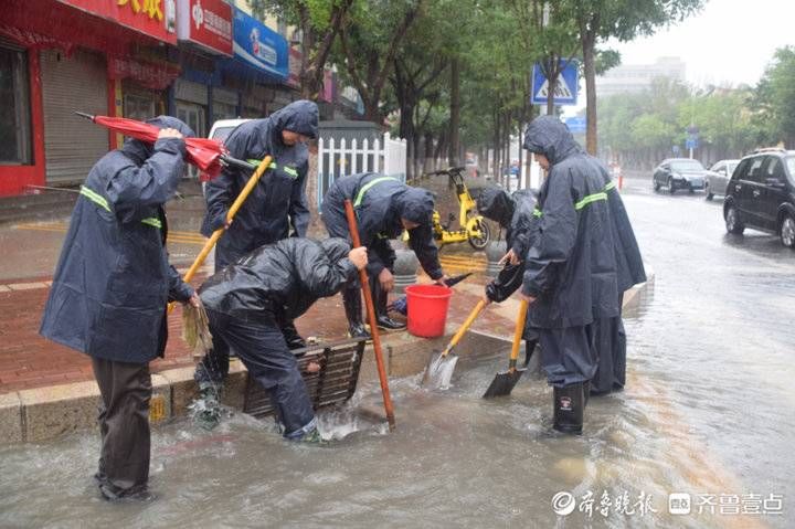 防汛|阳信县实验小学：风雨之中显担当 履职尽责护校园